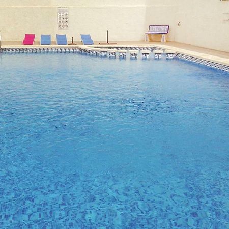 1 Bedroom Gorgeous Apartment In Рохалес Екстериор снимка