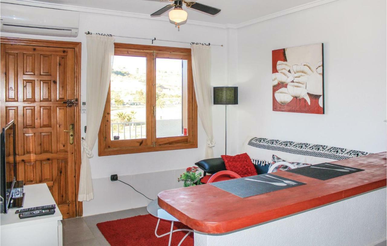 1 Bedroom Gorgeous Apartment In Рохалес Екстериор снимка